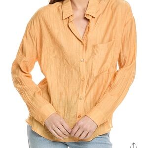 Sage Women's Peach Button-Down Shirt
Top is xs
Shorts are small